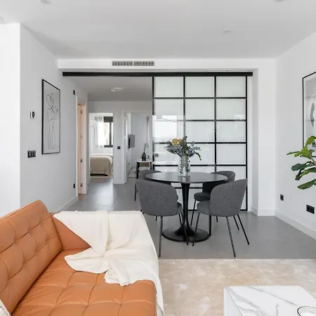 Lejlighed Contemporary 2-bedroom With Views To Africa Estepona