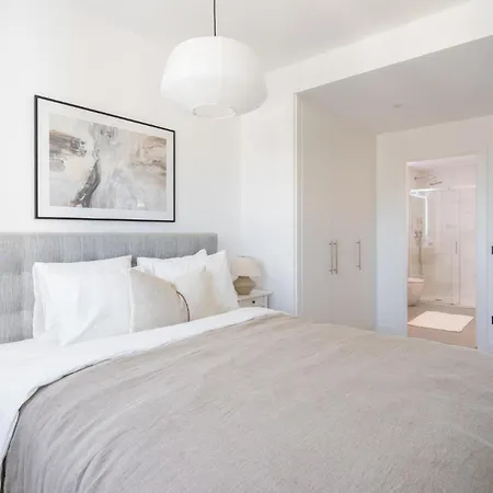 Lejlighed Contemporary 2-bedroom With Views To Africa